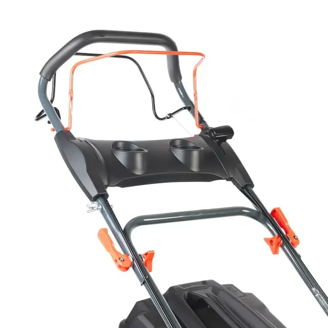 Бензиновая газонокосилка самоходная Patriot PT 55LS Бензиновая газонокосилка самоходная Patriot PT 55LS