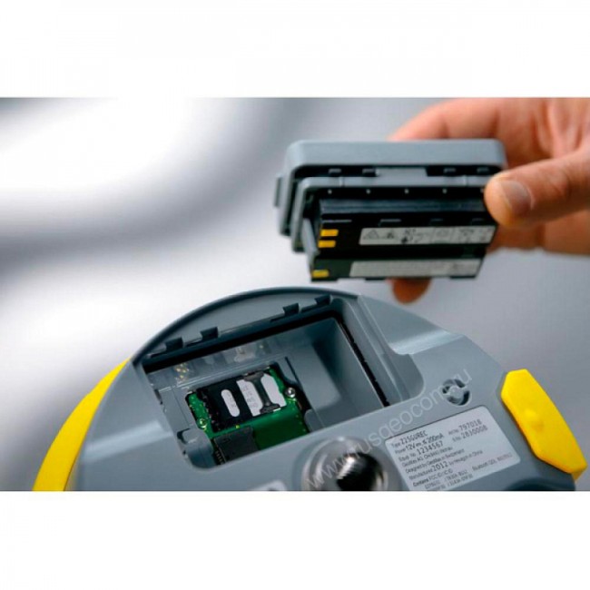 GNSS приемник GeoMax Zenith15 Base-Rover (GSM-UHF) xPad Ultimate GO GNSS приемник GeoMax Zenith15 Base-Rover (GSM-UHF) xPad Ultimate GO