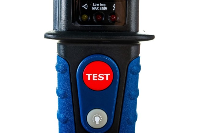 Тестер CEM DT-9030