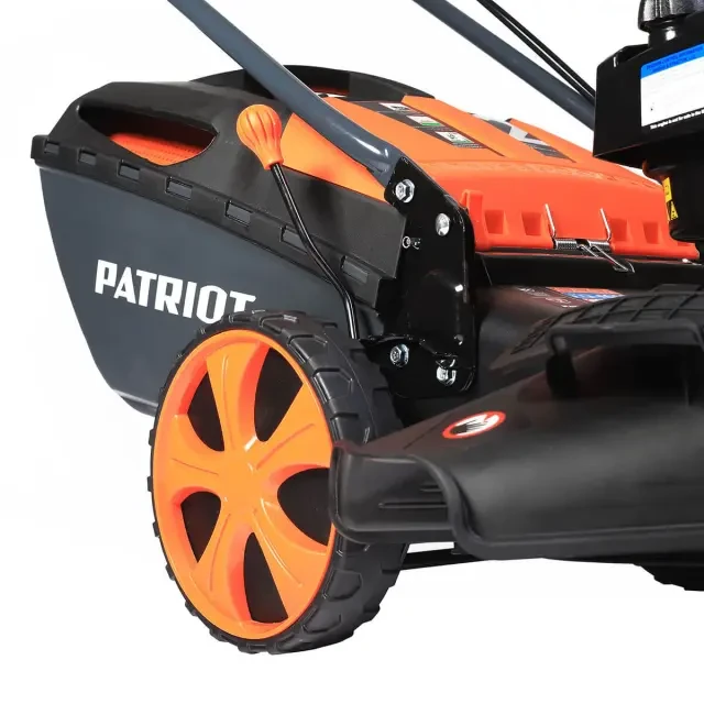 Бензиновая газонокосилка самоходная Patriot PT 52BS Бензиновая газонокосилка самоходная Patriot PT 52BS